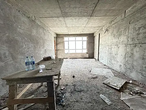 Satılır 3 otaqlı mənzil 118 m²