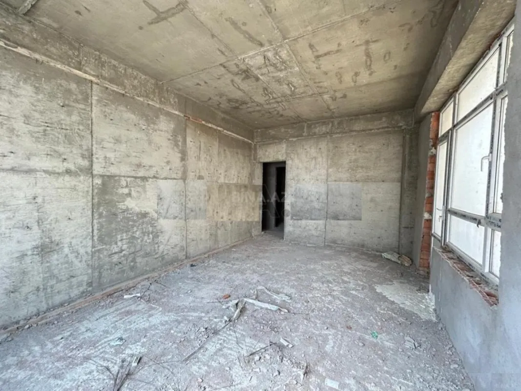 Satılır 3 otaqlı mənzil 118 m²