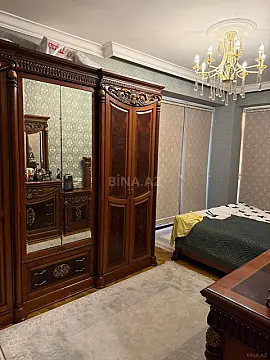 Satılır 4 otaqlı mənzil 162 m²