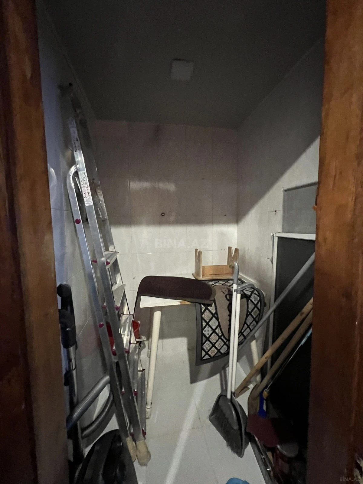 Kirayə verilir 4 otaqlı mənzil 150 m²