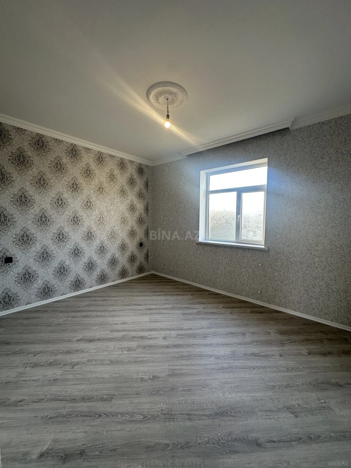 Satılır 4 otaqlı həyət evi 135 m²