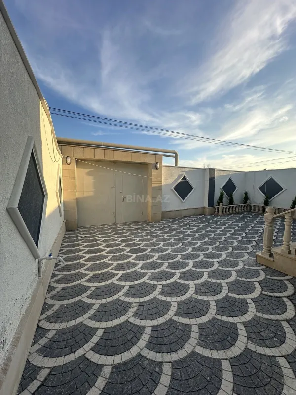 Satılır 4 otaqlı həyət evi 135 m²