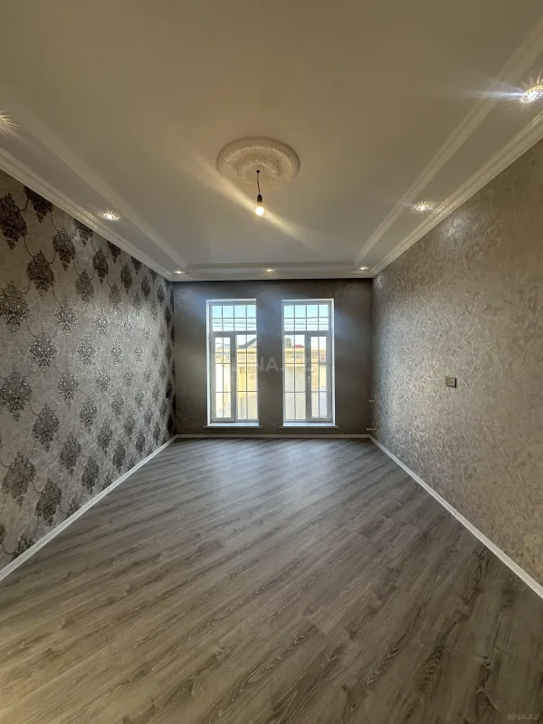 Satılır 4 otaqlı həyət evi 135 m²