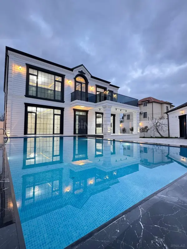 Satılır 5 otaqlı həyət evi 450 m²