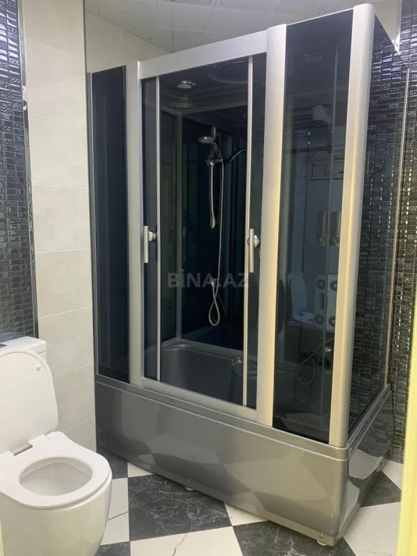 Satılır 4 otaqlı mənzil 140 m²