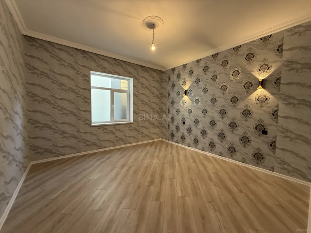 Satılır 5 otaqlı həyət evi 210 m²