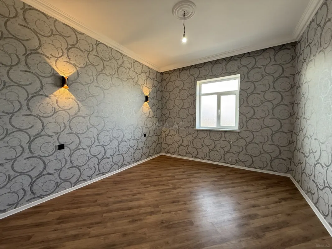 Satılır 5 otaqlı həyət evi 210 m²