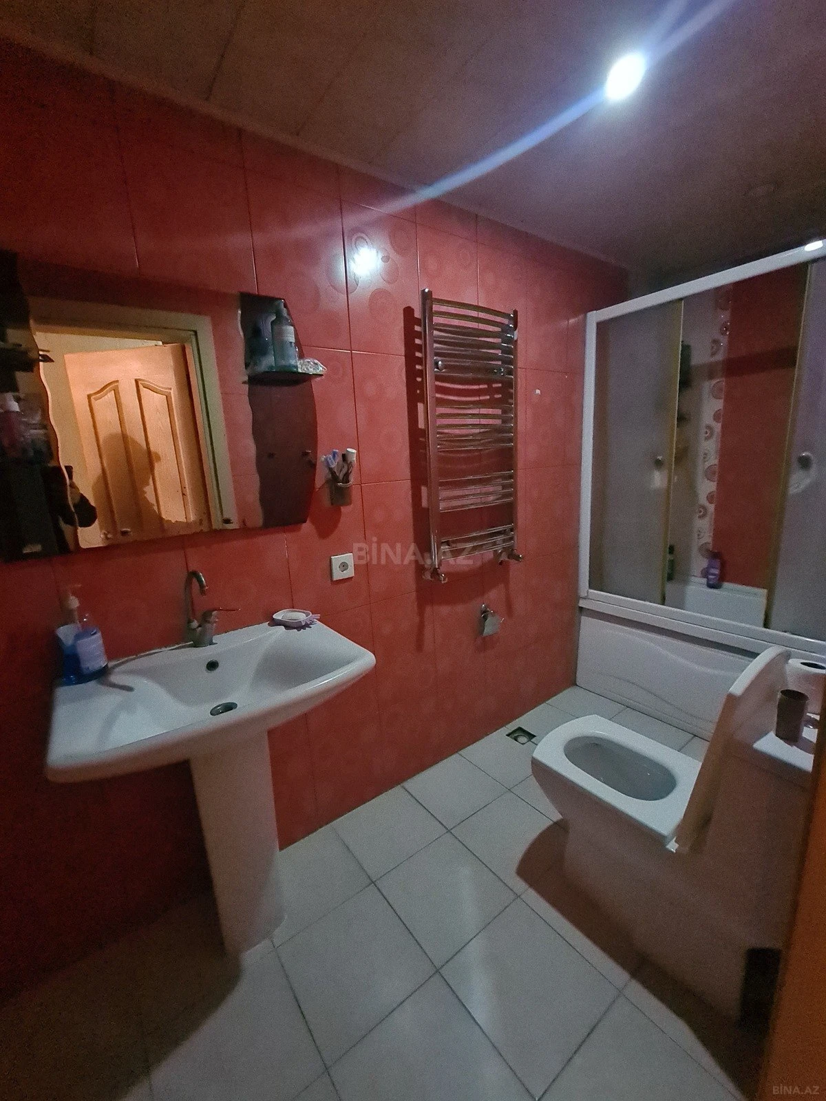 Satılır 3 otaqlı mənzil 103 m²