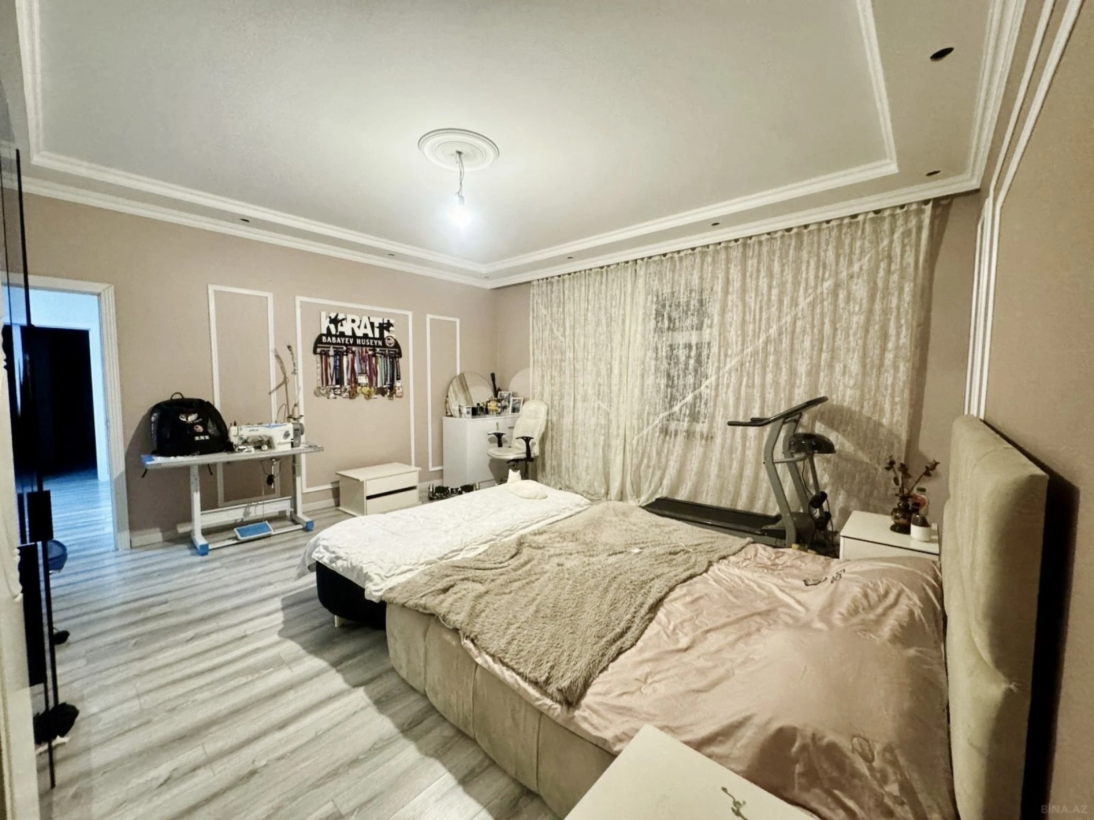 Satılır 4 otaqlı həyət evi 200 m²