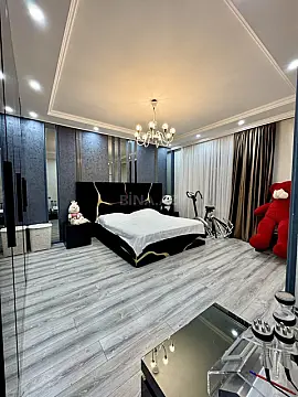 Satılır 4 otaqlı həyət evi 200 m²