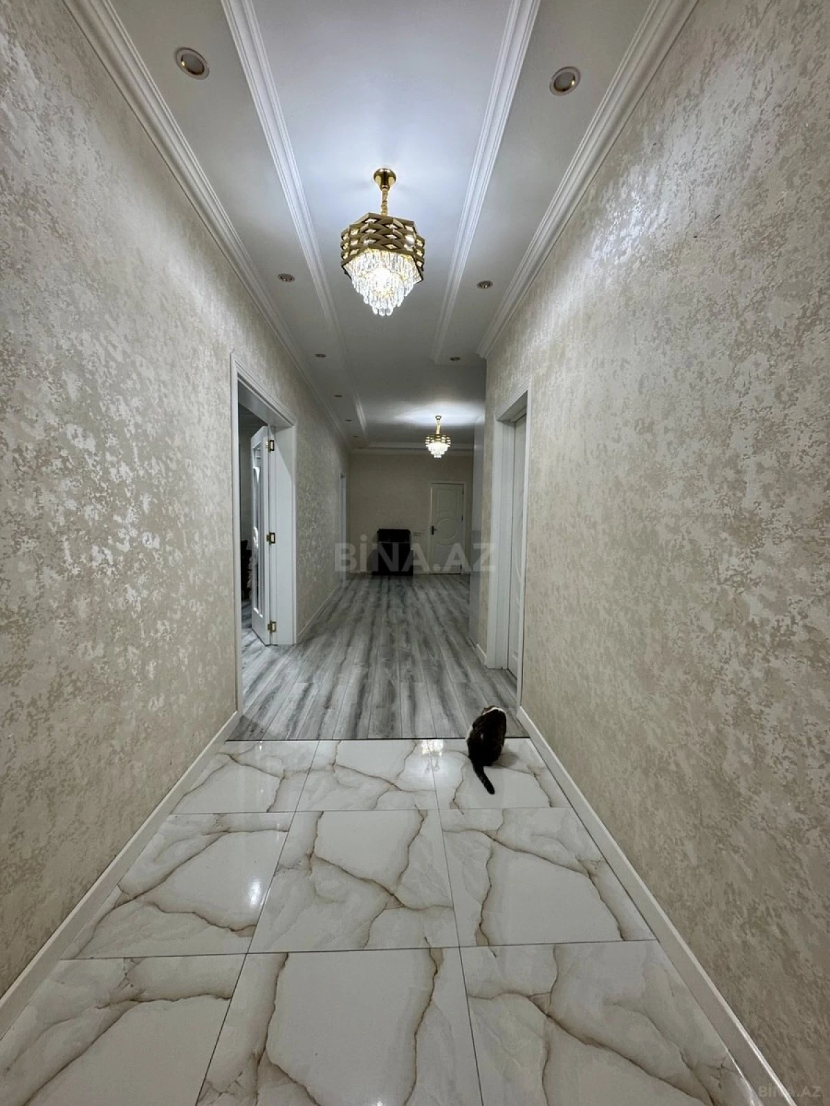 Satılır 4 otaqlı həyət evi 200 m²