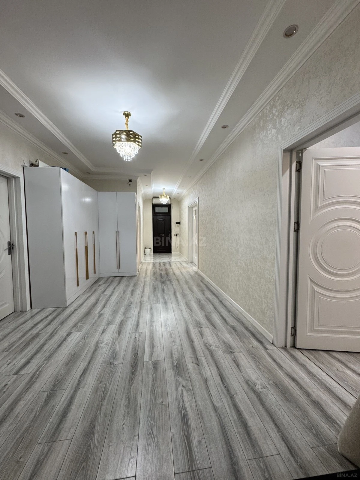 Satılır 4 otaqlı həyət evi 200 m²