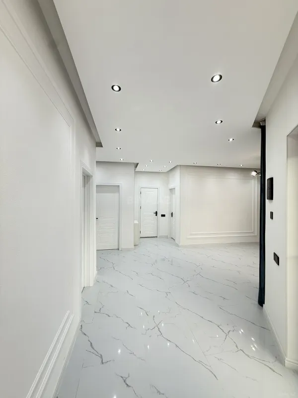 Satılır 4 otaqlı həyət evi 140 m²