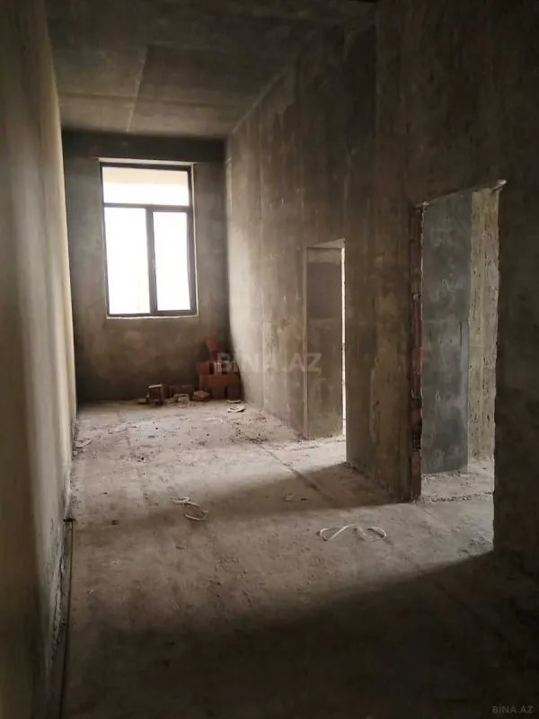 Satılır 2 otaqlı mənzil 121.4 m²