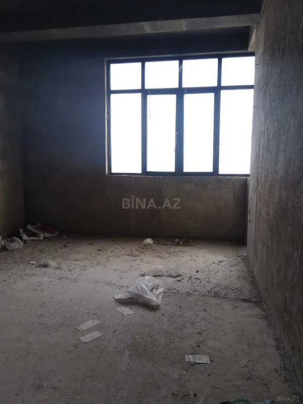 Satılır 2 otaqlı mənzil 121.4 m²