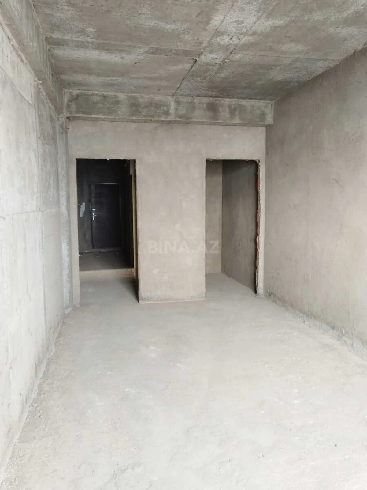 Satılır 3 otaqlı mənzil 138.2 m²