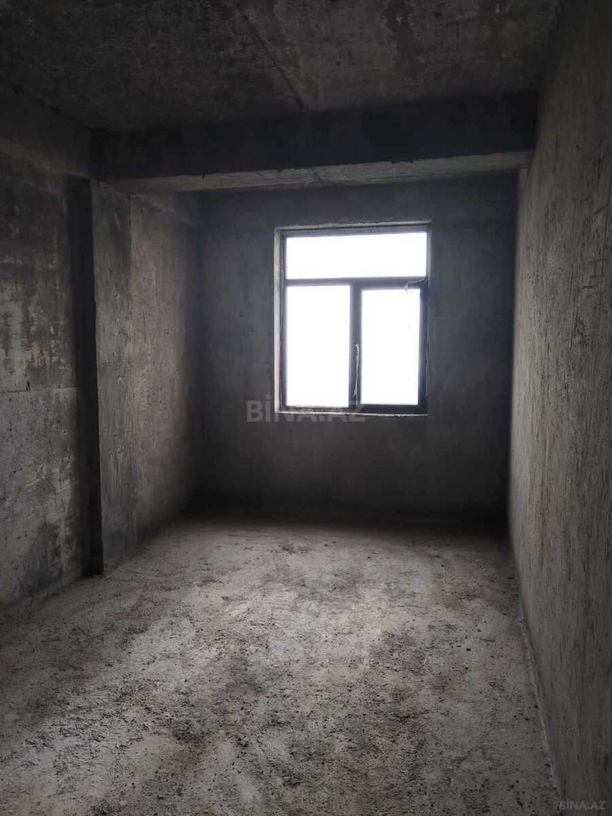 Satılır 3 otaqlı mənzil 138.2 m²