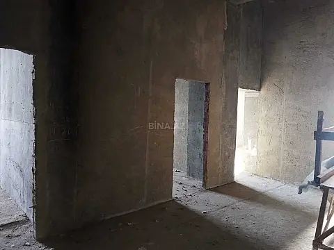 Satılır 3 otaqlı mənzil 140 m²