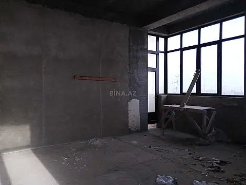 Satılır 3 otaqlı mənzil 140 m²