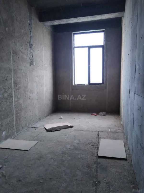 Satılır 3 otaqlı mənzil 140 m²