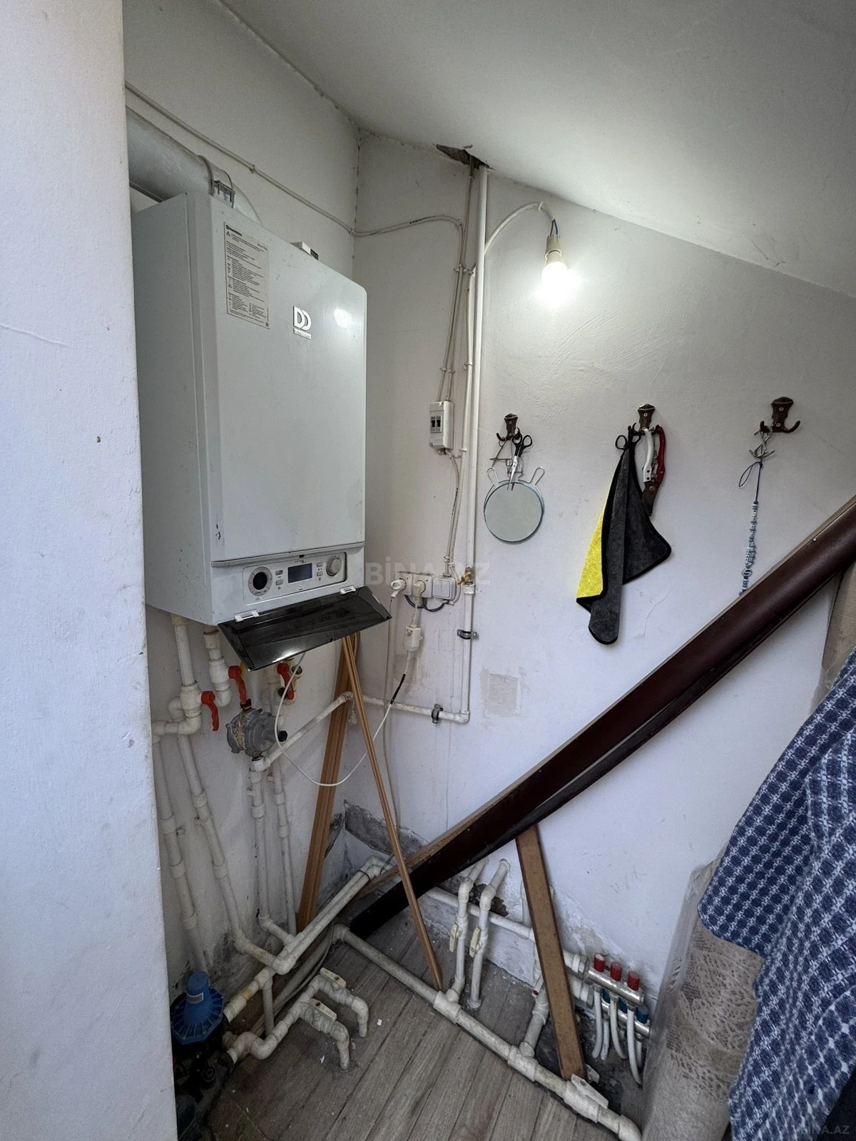 Satılır 6 otaqlı həyət evi 190 m²