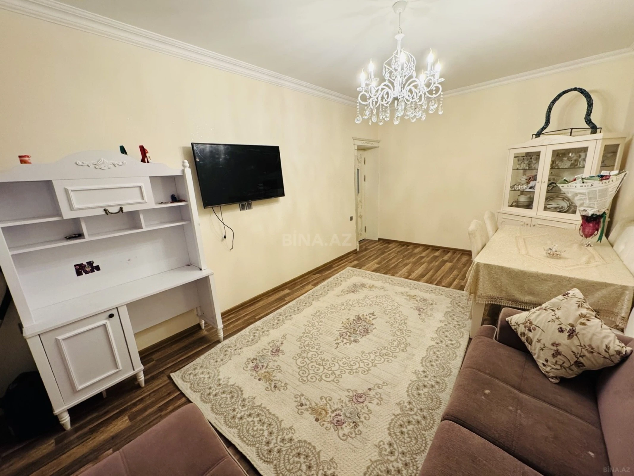 Satılır 6 otaqlı həyət evi 190 m²
