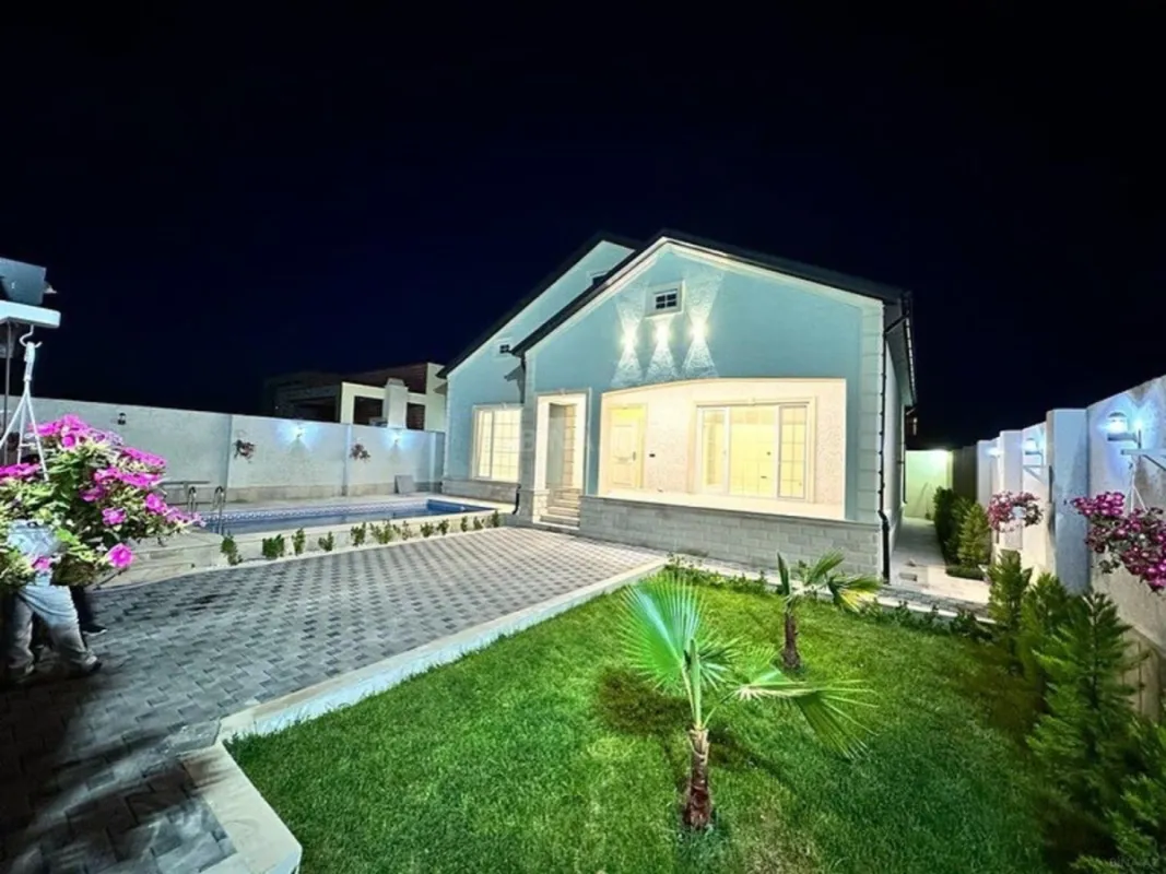 Kirayə verilir 4 otaqlı həyət evi 250 m²