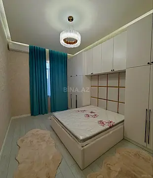 Kirayə verilir 4 otaqlı həyət evi 250 m²