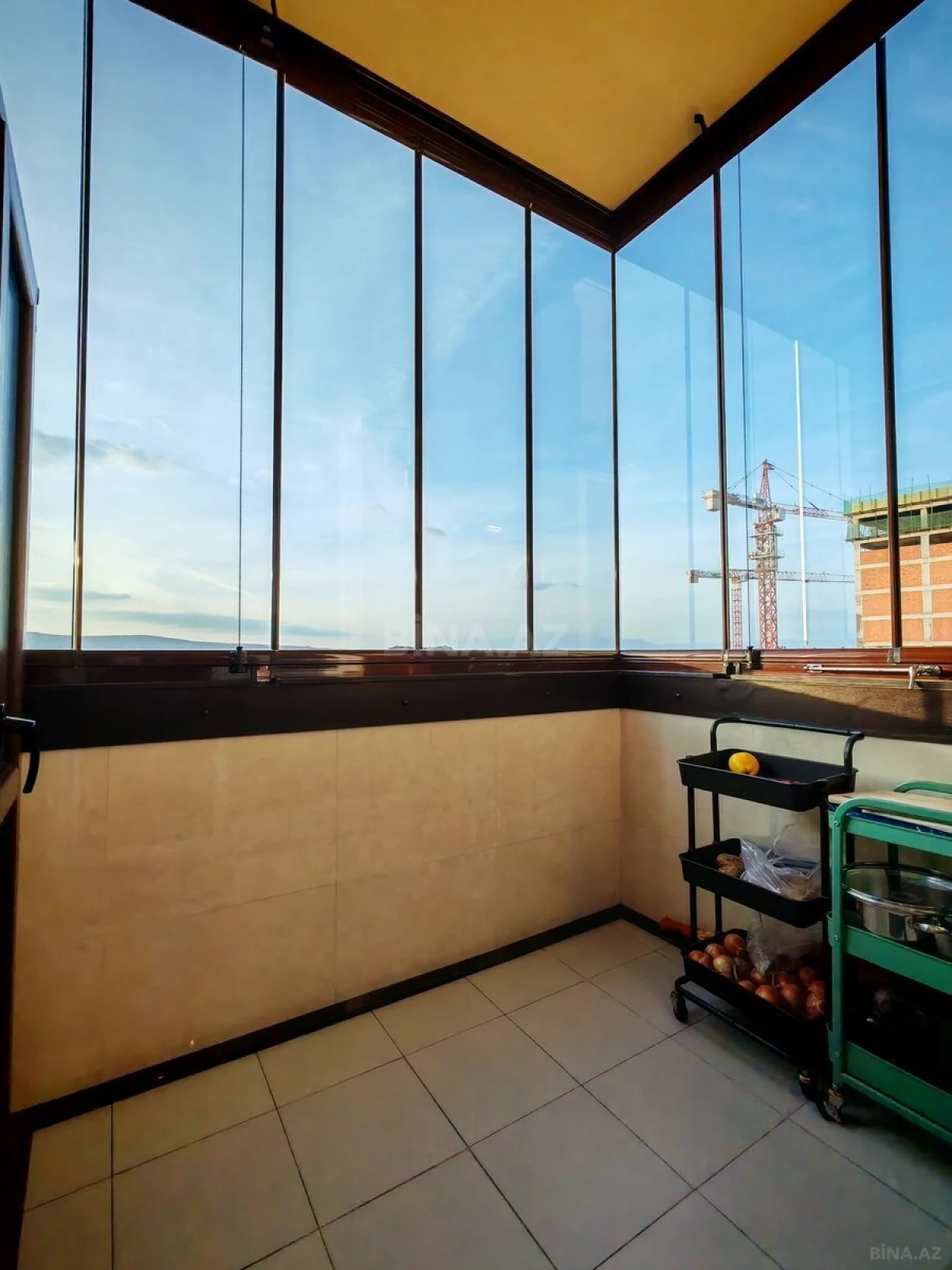 Satılır 3 otaqlı mənzil 87 m²