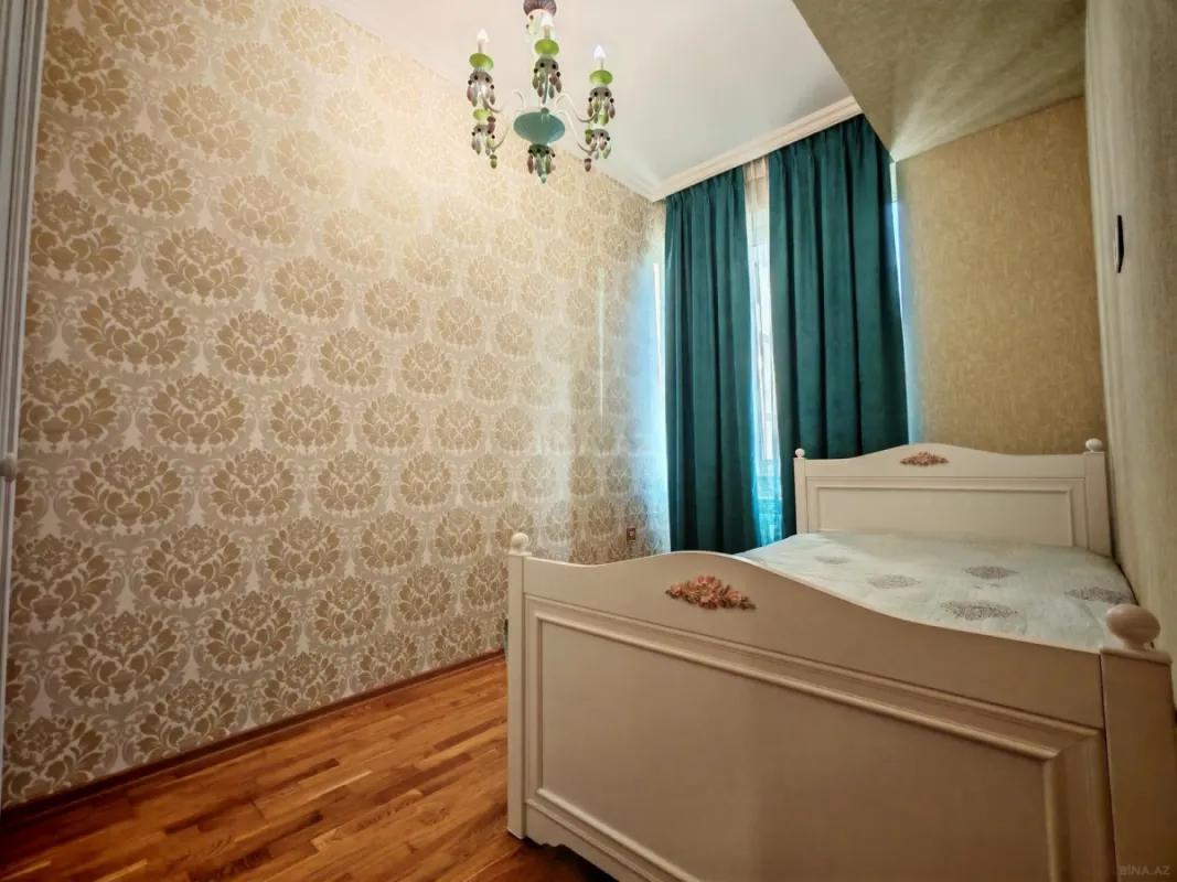 Satılır 3 otaqlı mənzil 87 m²