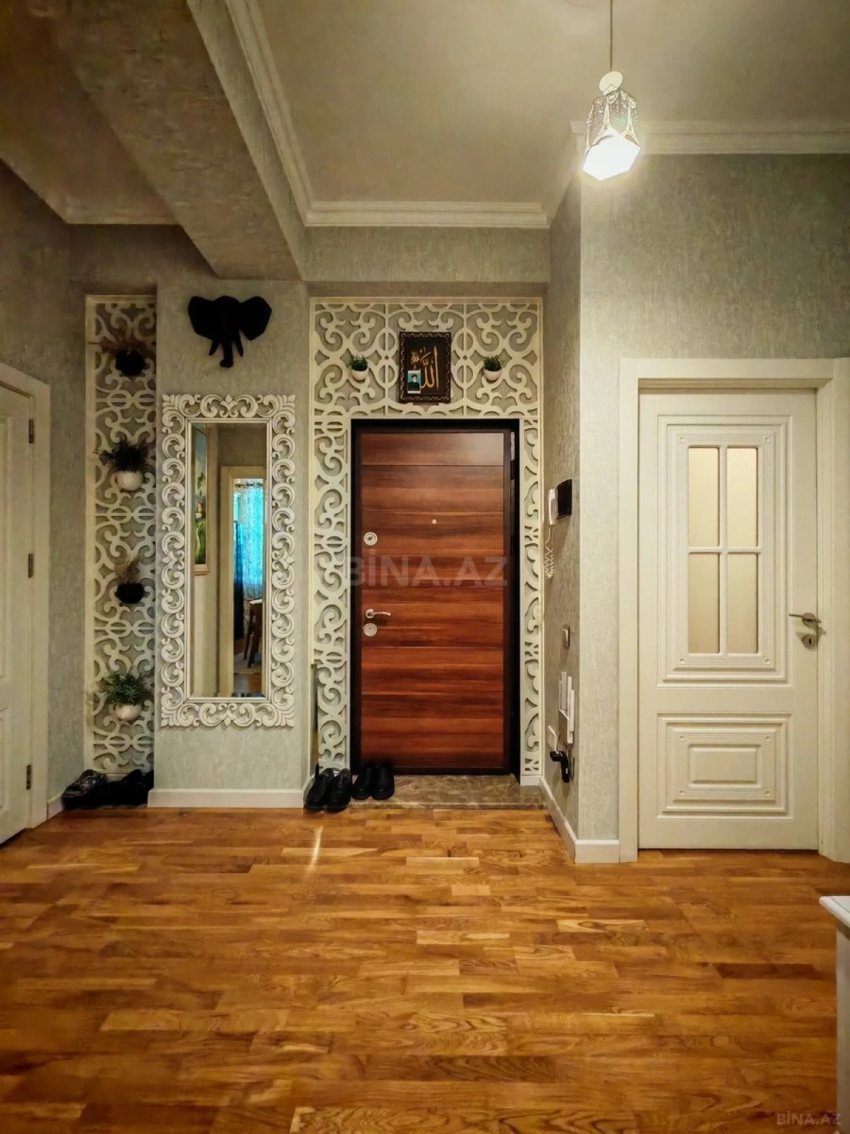 Satılır 3 otaqlı mənzil 87 m²