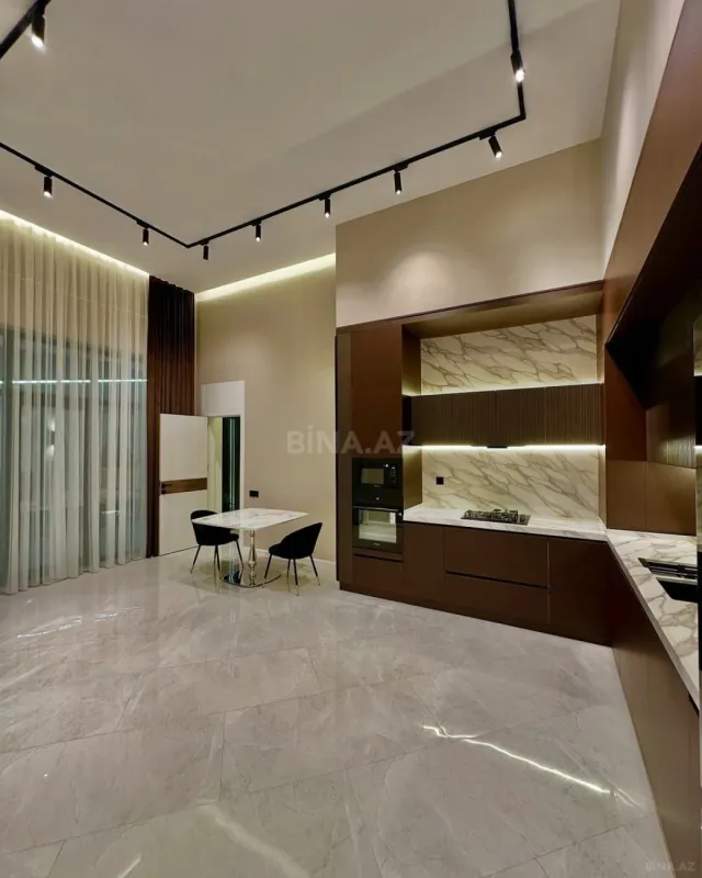 Kirayə verilir 4 otaqlı həyət evi 250 m²