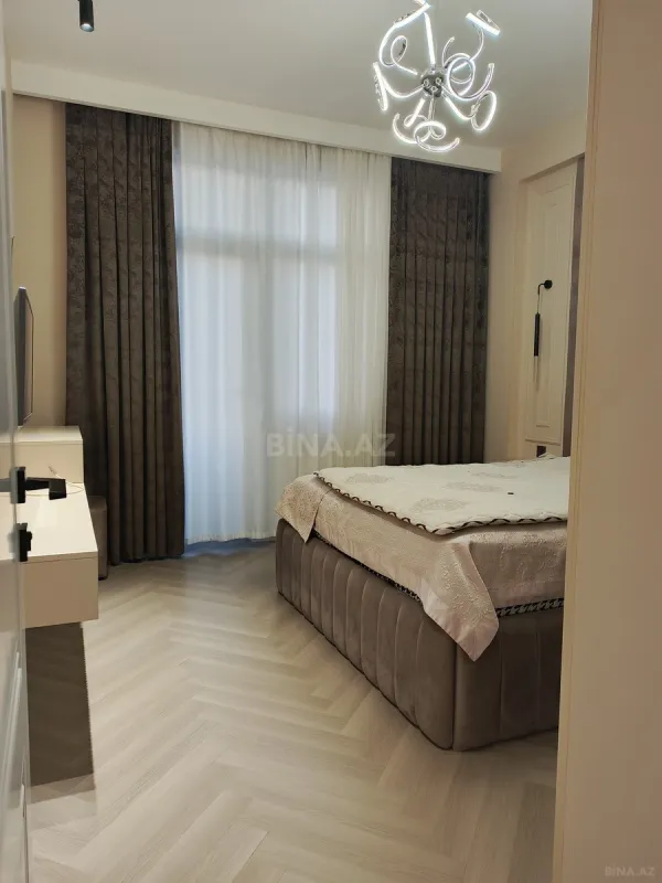 Satılır 2 otaqlı mənzil 69 m²