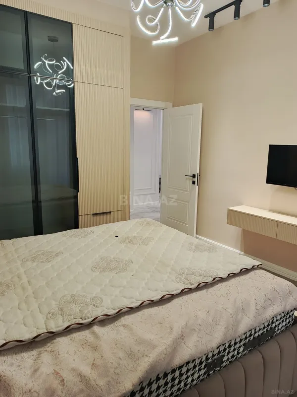 Satılır 2 otaqlı mənzil 69 m²