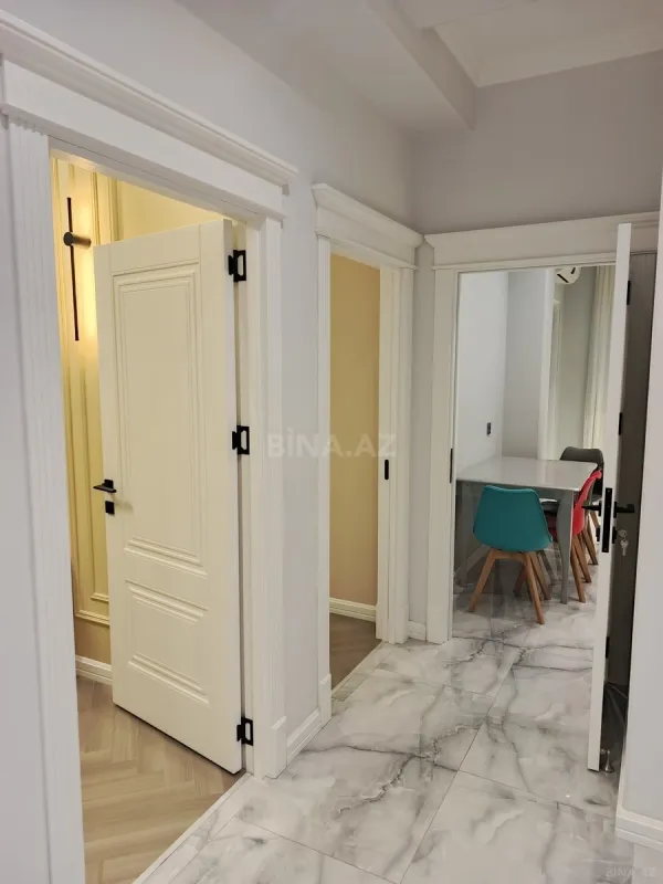 Satılır 2 otaqlı mənzil 69 m²