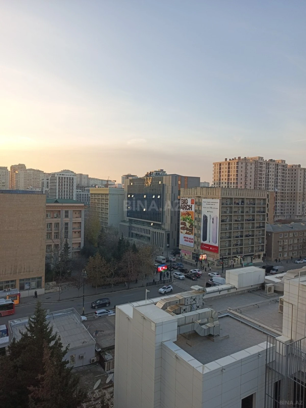 Satılır 2 otaqlı mənzil 69 m²