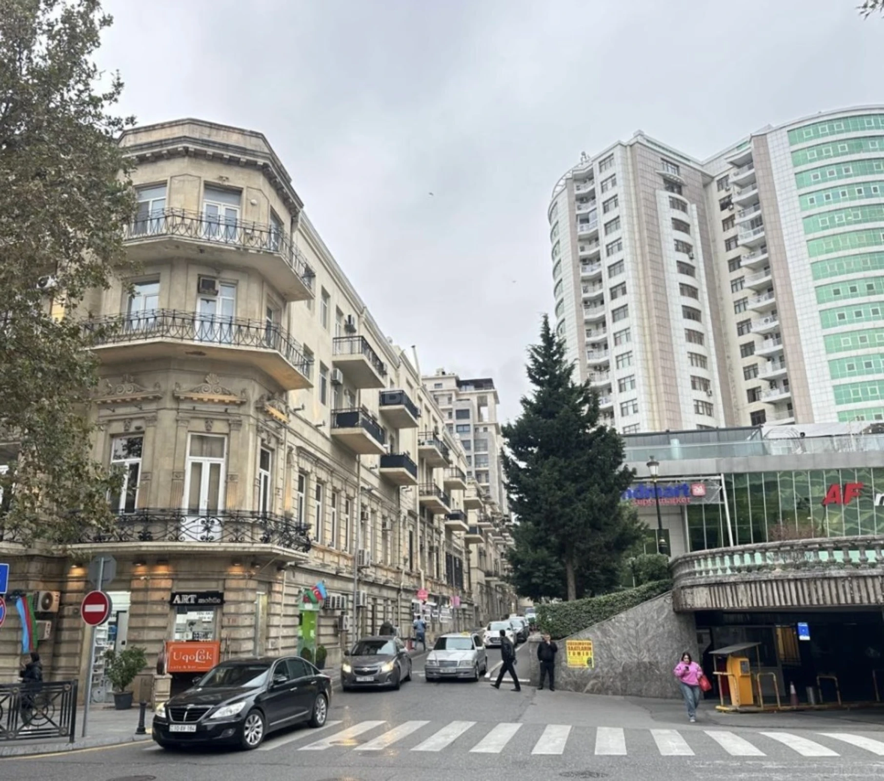 Kirayə verilir 2 otaqlı mənzil 60 m²