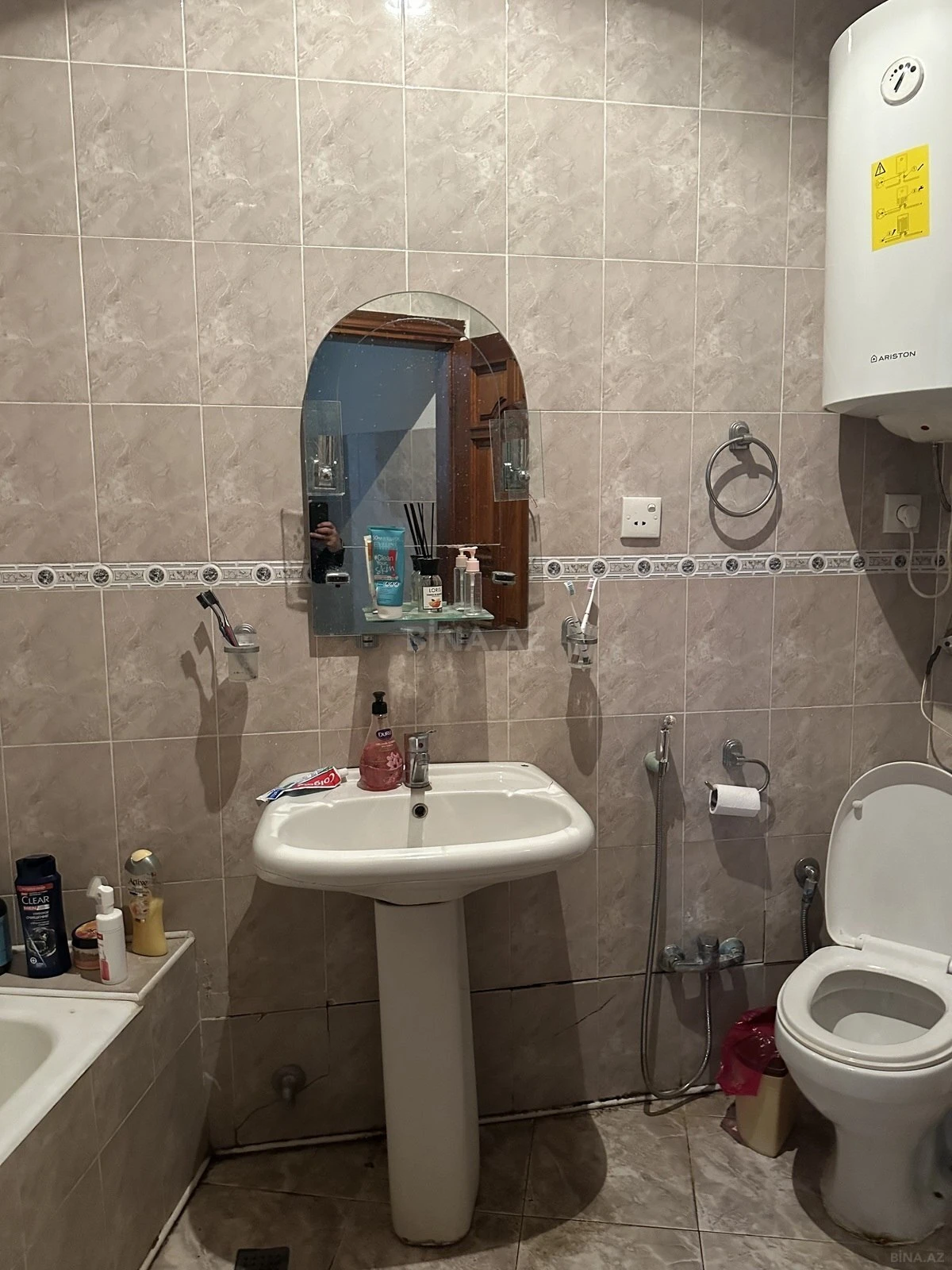 Kirayə verilir 2 otaqlı mənzil 60 m²