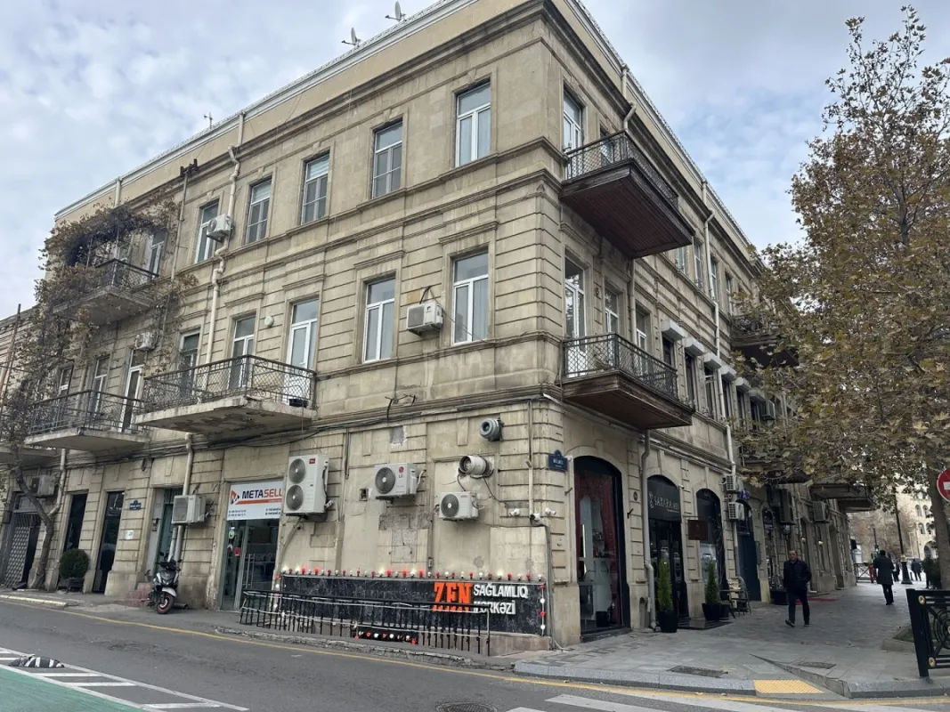 Kirayə verilir 2 otaqlı mənzil 60 m²