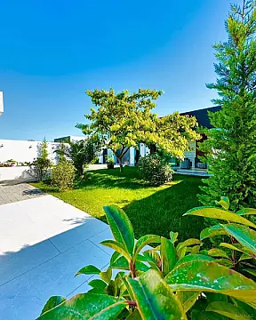 Kirayə verilir 4 otaqlı həyət evi 200 m²