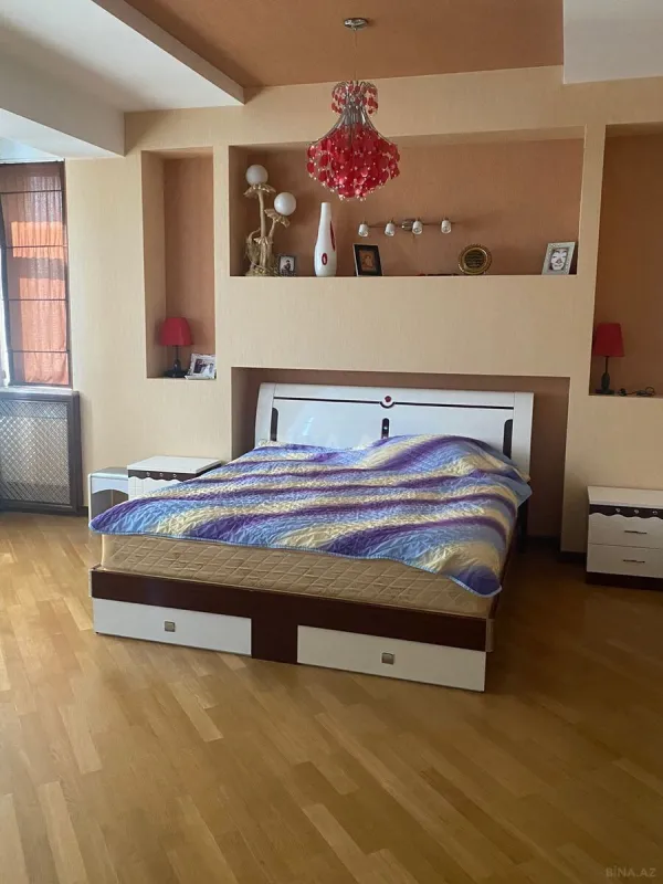 Kirayə verilir 6 otaqlı həyət evi 250 m²