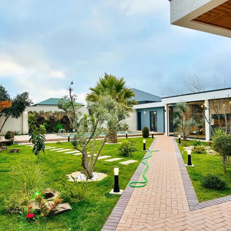 Kirayə verilir 5 otaqlı həyət evi 300 m²