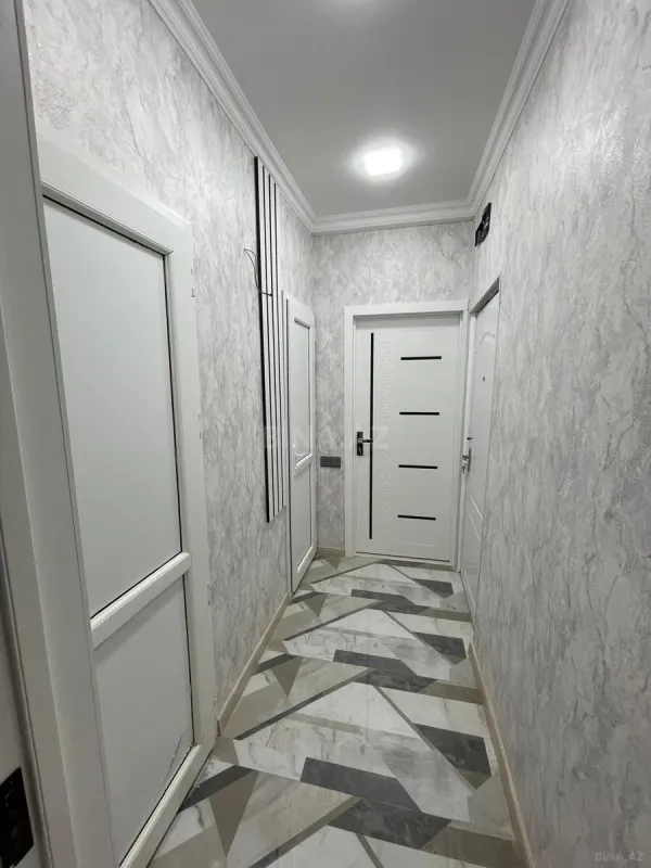 Satılır 2 otaqlı mənzil 68 m²