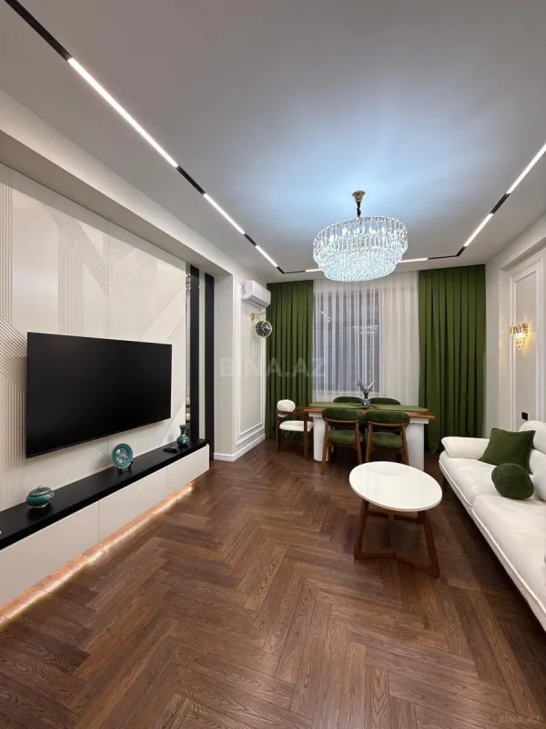 Satılır 2 otaqlı mənzil 86 m²