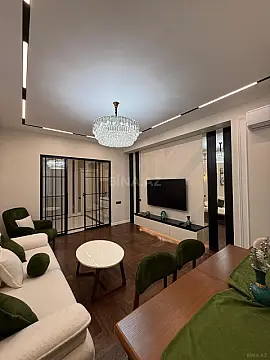 Satılır 2 otaqlı mənzil 86 m²