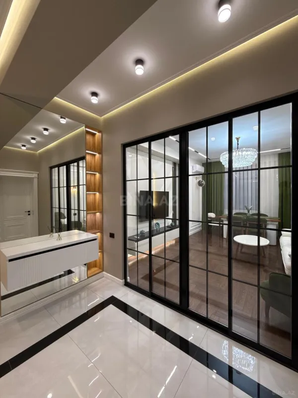 Satılır 2 otaqlı mənzil 86 m²