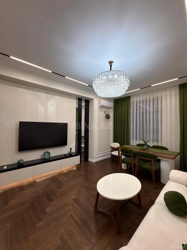 Satılır 2 otaqlı mənzil 86 m²