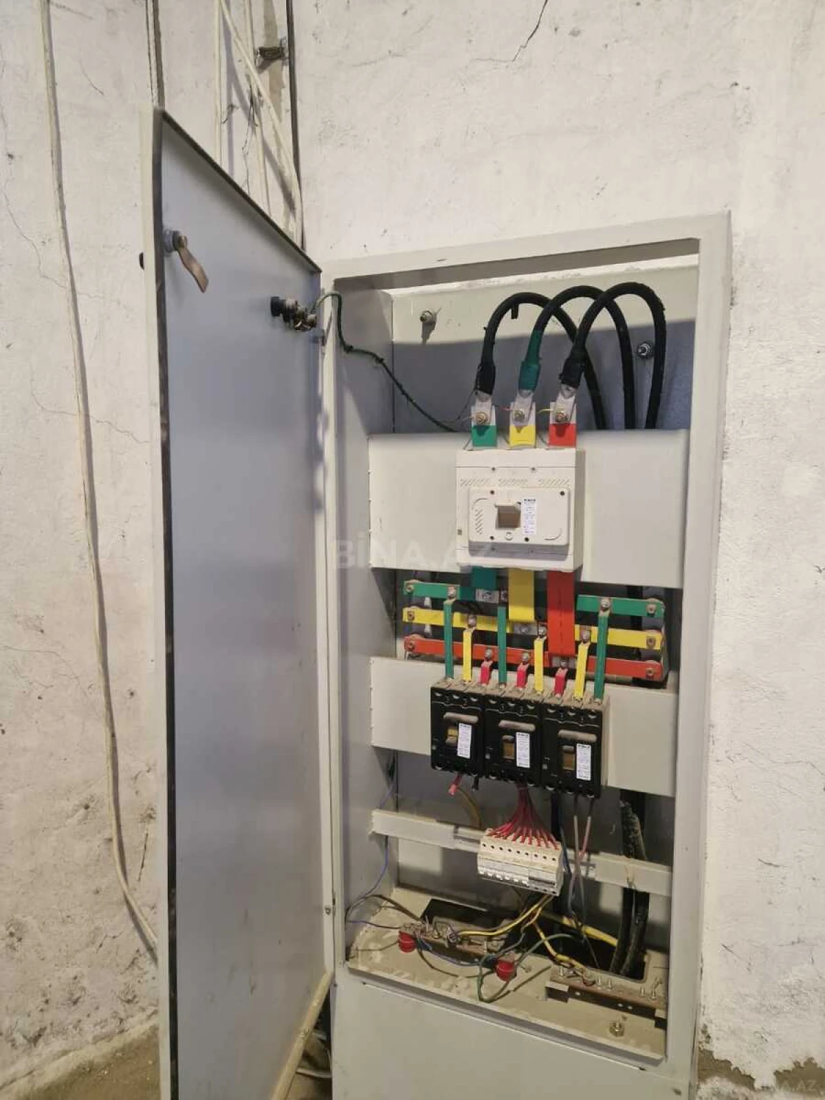 Kirayə verilir obyekt 560 m²