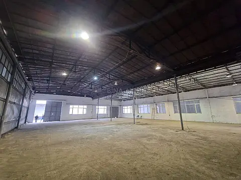 Kirayə verilir obyekt 560 m²