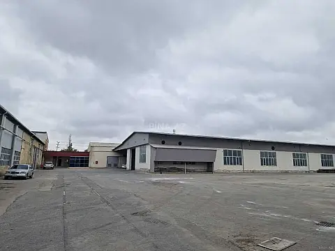 Kirayə verilir obyekt 560 m²